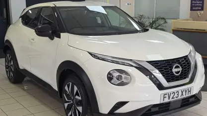 Used Nissan Juke Acenta 114 HP (83 kW) 2023 White SUV