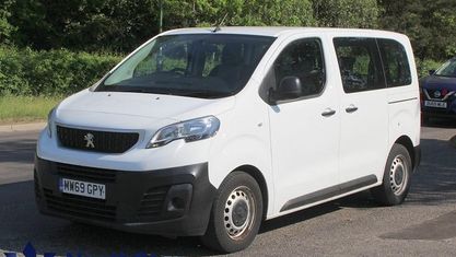 Usado Peugeot Expert S 120 HP (88 kW) 2019 Branco Van