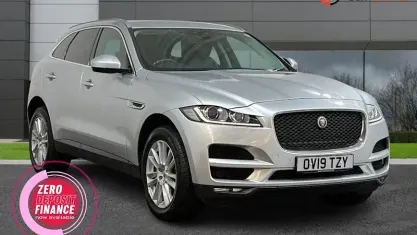 Used Jaguar F-Pace Portfolio 180 HP (132 kW) 2019 Silver SUV
