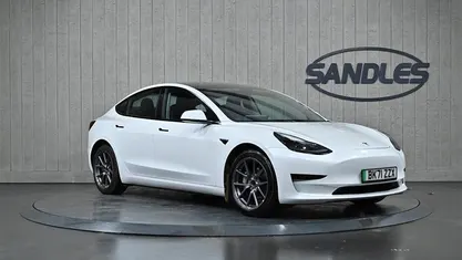 Used Tesla Model 3 Standard Range 208 kW (283 HP) 2021 White Sedan