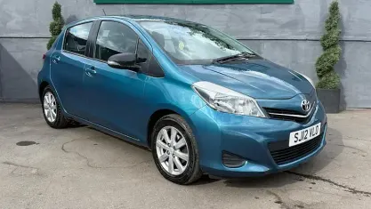 Used Toyota Yaris 101 HP (74 kW) 2013 Hatchback