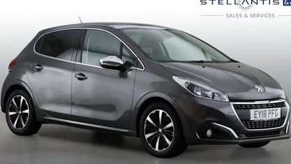 Grey Used 2018 Peugeot 208 Allure Premium Hatchback | £7,456 (Fair price)