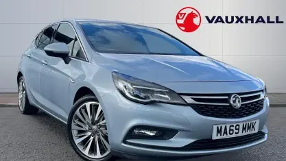 Gebraucht Vauxhall Astra 150 PS (110 kW) 2019 Silber Kleinwagen