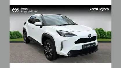 Used Toyota Yaris Cross Design 116 HP (85 kW) 2023 White SUV