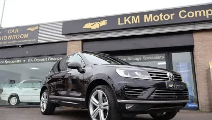 Used VW Touareg R-line Plus 262 HP (192 kW) 2017 Black SUV