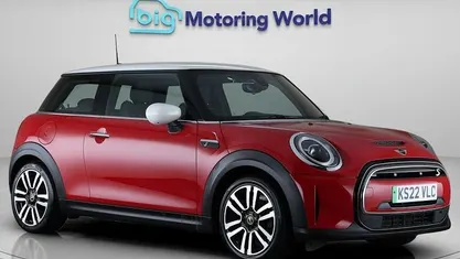 Used 2023 Mini Cooper Level 2 Hatchback | £12,800 (Good price)
