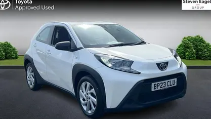 Used Toyota Aygo X PURE 72 HP (52 kW) 2025 SUV
