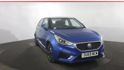 Used MG MG3 Exclusive 106 HP (77 kW) 2020 Blue Hatchback
