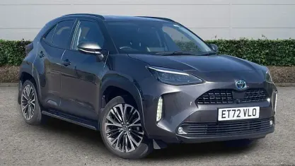 Used Toyota Yaris Cross 116 HP (85 kW) 2023 Grey SUV