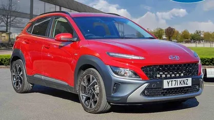 Used Hyundai Kona Premium 120 HP (88 kW) 2021 Red SUV