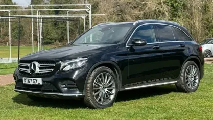 Usado Mercedes GLC350 AMG line 258 CV (189 kW) 2017 Negro Familiar
