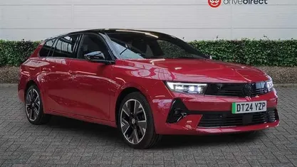 Used Vauxhall Astra Ultimate 114 kW (156 HP) 2024 Red Estate