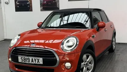 Used 2020 Mini Cooper Classic Hatchback | £10,990 (Good price)
