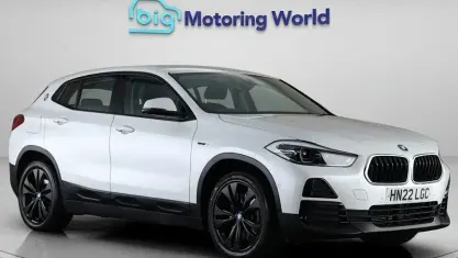 Begagnad BMW X2 Sport Line 221 HK (162 kW) 2022 Vit SUV
