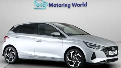Used Hyundai i20 Premium 101 HP (74 kW) 2022 Silver Hatchback