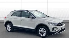 Used 2024 VW T-Roc Life SUV | £17,102 (Fair price)