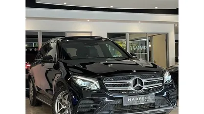 Used 2023 Land Rover Range Rover evoque SE Dynamic Hatchback | £21,995 (Super price)