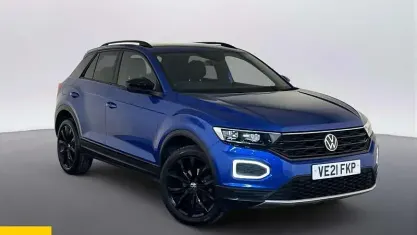 Usado VW T-Roc Black Edition 150 HP (110 kW) 2021 Azul SUV