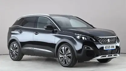 Usado Peugeot 3008 Premium 131 CV (96 kW) 2020 Familiar