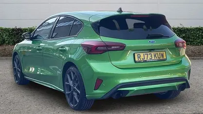 Used Ford Focus ST 280 HP (205 kW) 2023 Hatchback