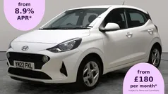 White Used 2022 Hyundai i10 SE Hatchback | £13,087 (Fair price)