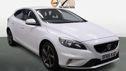 Used Volvo V40 R-Design 150 HP (110 kW) 2015 Hatchback