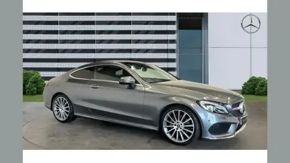 Käytetty Mercedes C220 AMG Line Premium 170 HP (125 kW) 2018 Harmaa Coupe - kaksiovinen