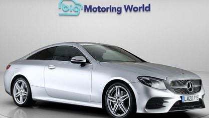 Usado Mercedes E220 AMG line 194 HP (142 kW) 2020 Prateado Coupé
