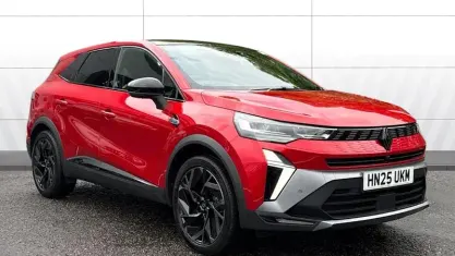 Used Renault Symbioz Iconic Esprit Alpine 145 HP (106 kW) 2025 Red SUV