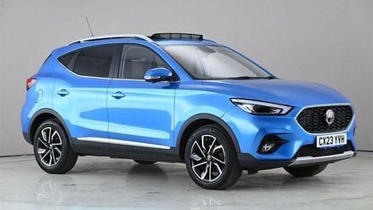 Begagnad MG ZS Exclusive 111 HK (81 kW) 2023 Blå SUV