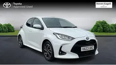 Used 2025 Toyota Yaris Hybrid Design Hatchback | £18,689 (Good price)