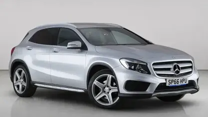 Used Mercedes GLA220 AMG line 177 HP (130 kW) 2016 Silver SUV