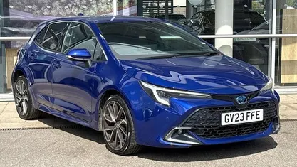 Begagnad Toyota Corolla 140 HK (102 kW) 2026 Halvkombi