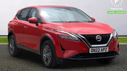Used Nissan Qashqai Acenta Premium 158 HP (116 kW) 2022 Red SUV