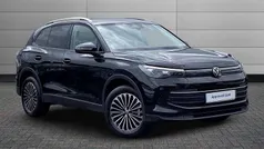 Black Used 2025 VW Tiguan Match SUV | £32,250 (Fair price)