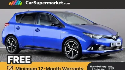 Used Toyota Auris Hybrid Design 136 HP (100 kW) 2018 Hatchback