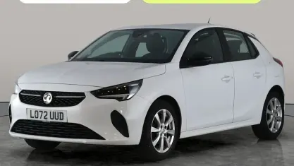 Used Vauxhall Corsa Design Edition 75 HP (55 kW) 2022 White Hatchback