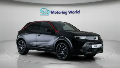 Używany Vauxhall Mokka S 131 KM (96 kW) 2024 Czarny SUV