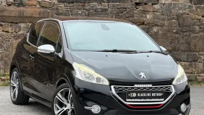 Used Peugeot 208 GTi 200 HP (147 kW) 2013 Black Hatchback