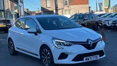 Used 2021 Renault Clio V Iconic Hatchback | £12,087 (Fair price)