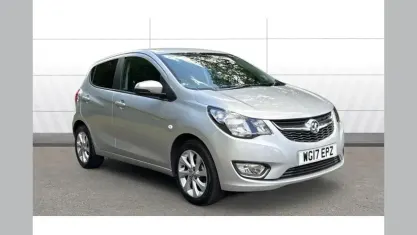 Used Vauxhall Viva 75 HP (55 kW) 2017 Silver Hatchback