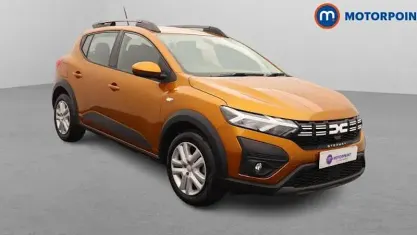Used Dacia Sandero Expression 91 HP (66 kW) 2023 Orange Hatchback