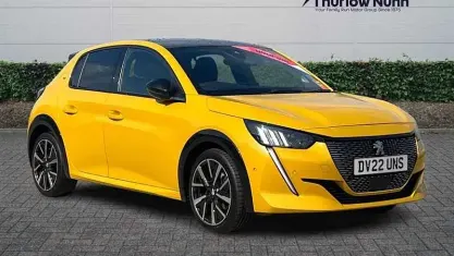 Used Peugeot 208 Premium 131 HP (96 kW) 2022 Yellow Hatchback