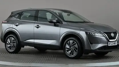 Used Nissan Qashqai Acenta Premium 158 HP (116 kW) 2023 Grey SUV