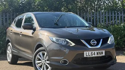 Used Nissan Qashqai Acenta Premium 131 HP (96 kW) 2015 SUV