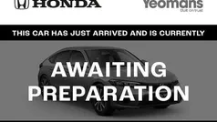 White Used 2022 Honda Civic Advance Hatchback | £26,750 (Fair price)