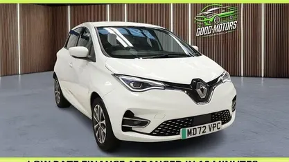 Used Renault Zoe GT-Line 100 kW (136 HP) 2022 White Hatchback