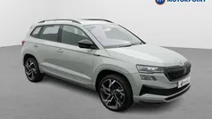 Used 2025 Skoda Karoq SportLine SUV | £27,399 (Fair price)