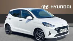 White Used 2023 Hyundai i10 Premium Hatchback | £15,659 (Fair price)