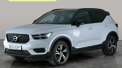 Used Volvo XC40 R-Design 163 HP (119 kW) 2021 SUV